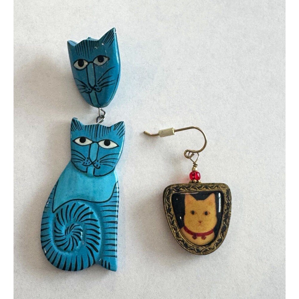 Cat Shape Blue Multicolor Wood & Metal Dangle/Drop Earrings Hook Closure